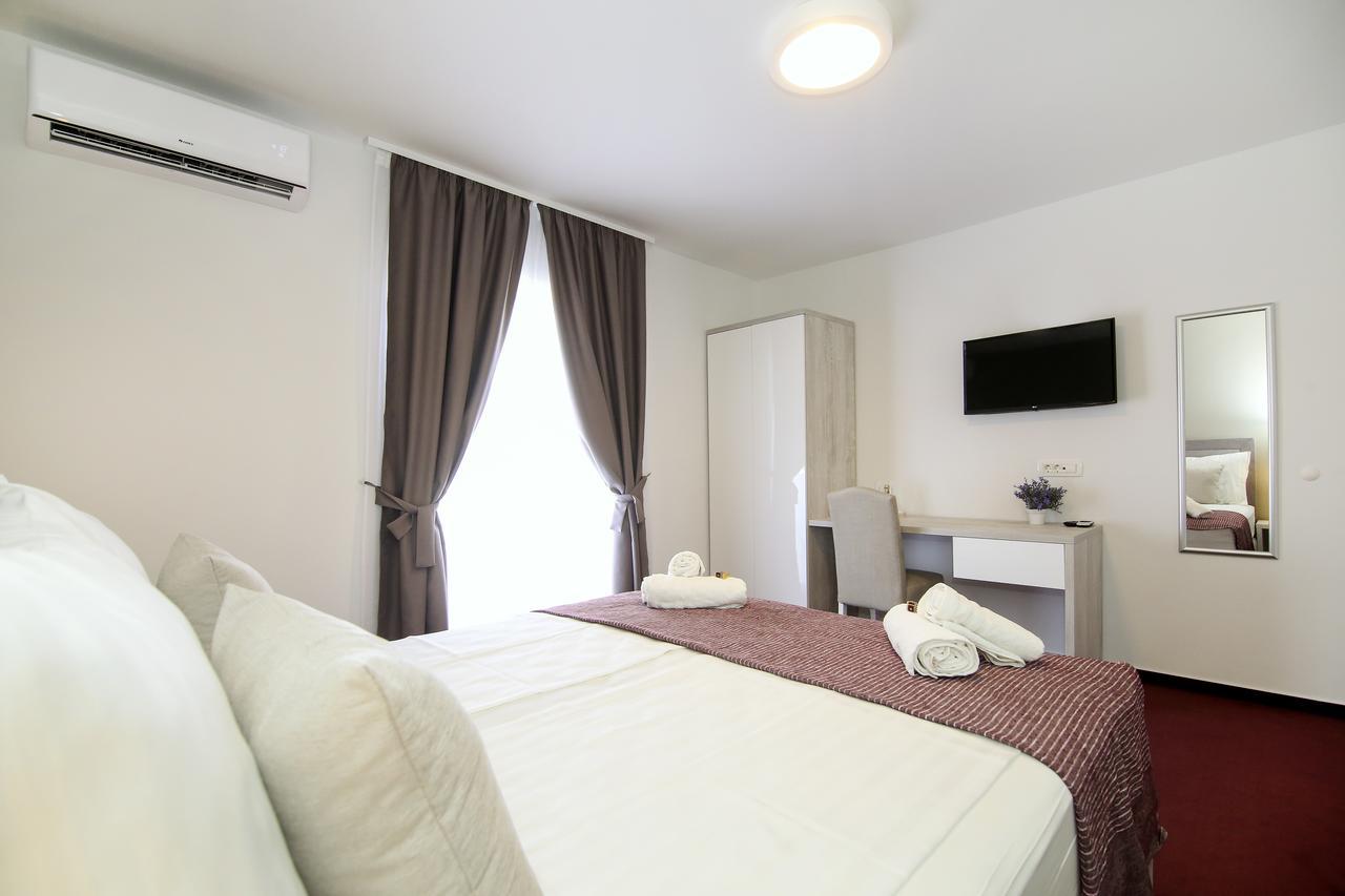 Maxim Rooms & Apartments Split Exterior foto